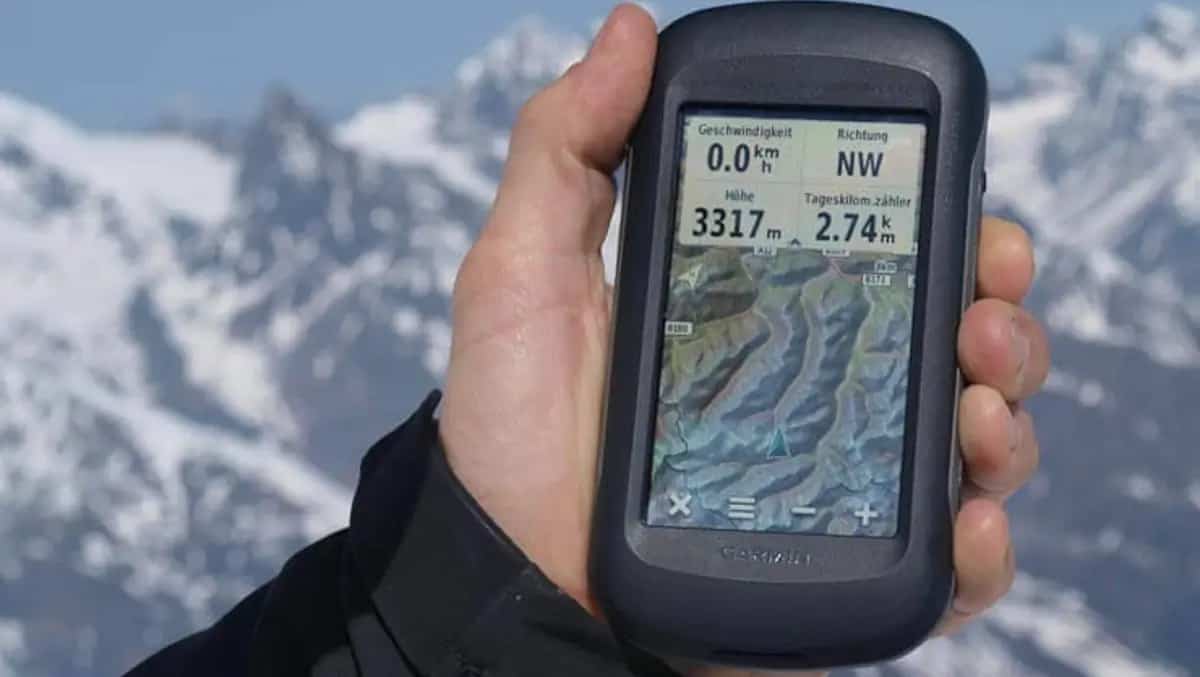 Best GPS for hiking mountains Top rated international hiking navigator