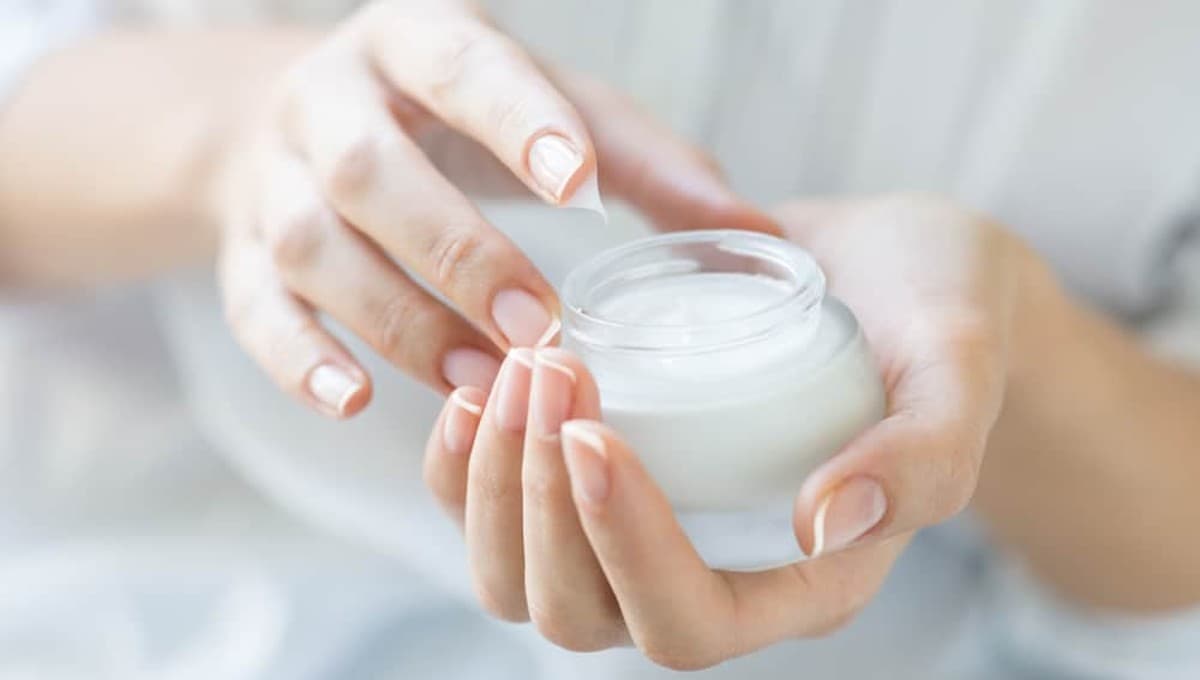 Best body cream for dry skin Moisturizing cream to hydrate the body