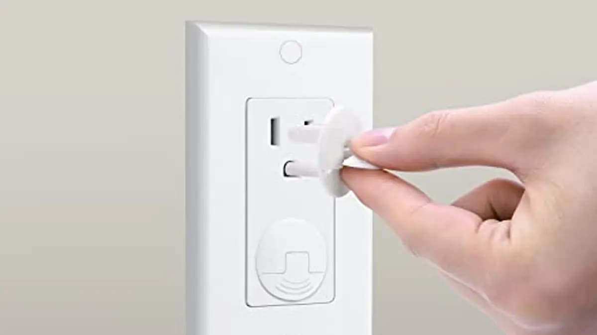 The best childproof outlet covers for total safety electric socket