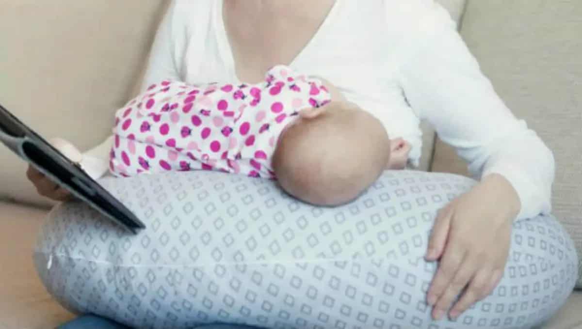 Best breastfeeding pillows reviews top nursing cushions at Amazon