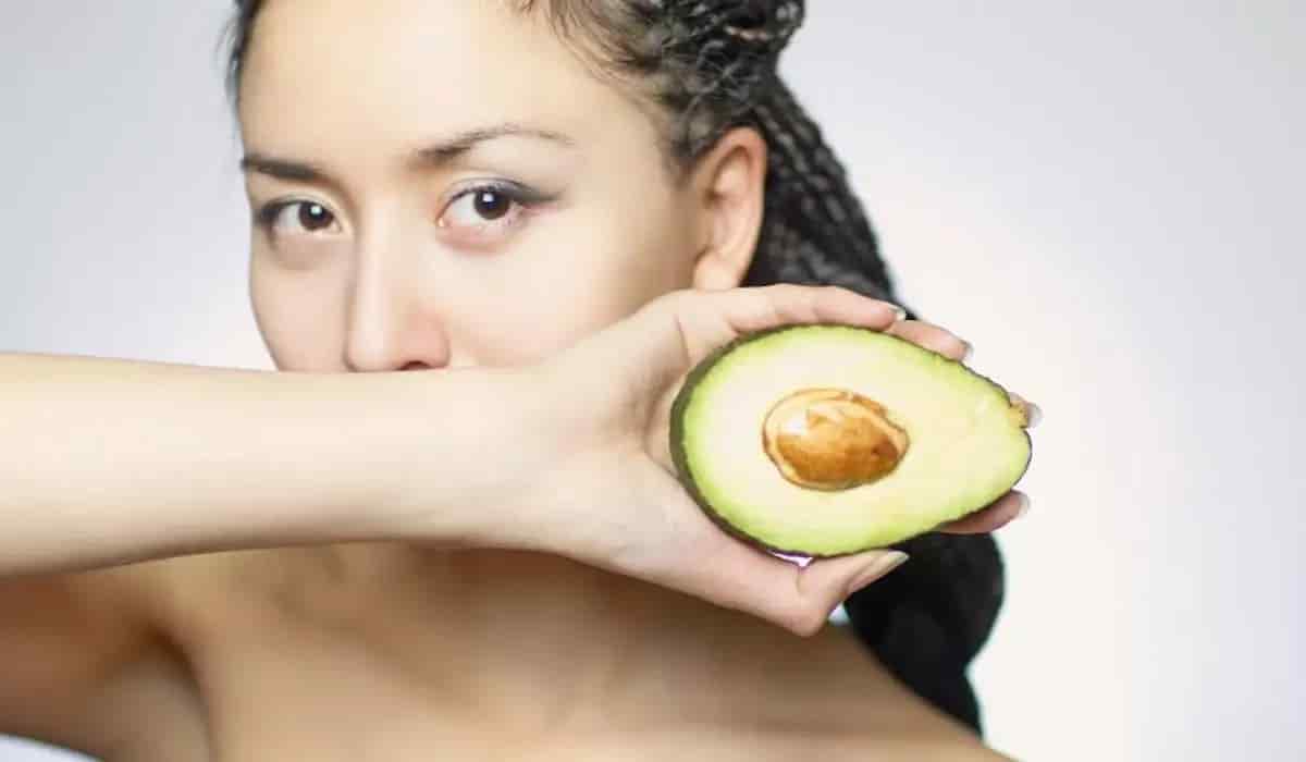 The Best Avocado Oils to Shine From Hair to Skin