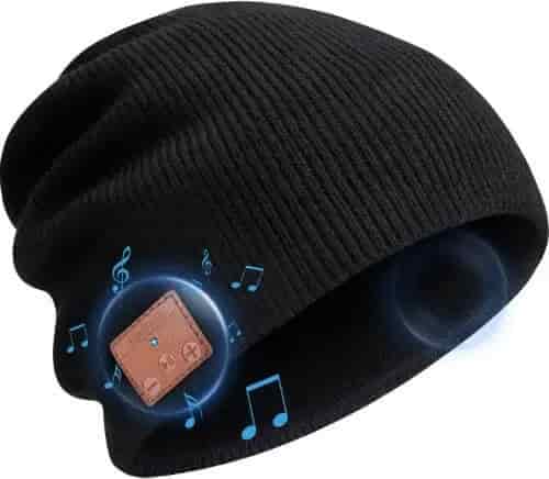 Cap with Bluetooth technology headphones Cool gadgets for winter