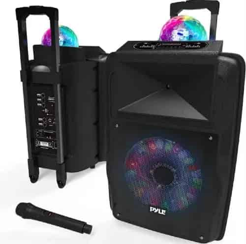 Reviews of the best party speakers with bass and Bluetooth functionality