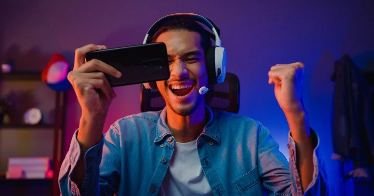 Best Space Shooter Games for iPhone & iPad