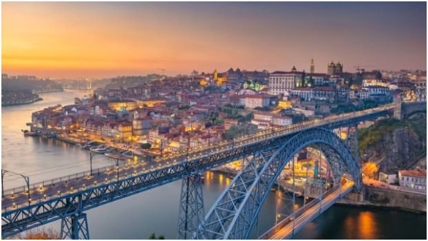 Walk Across the Dom Luís I Bridge for Iconic Views